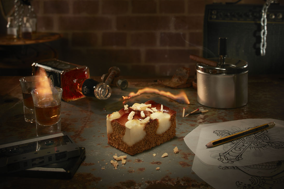 Rudi Schubert, Schubert-Fotografie, Studio für professionelle Werbefotografie, junges kreatives Team, Werbefotografie Münster, Werbefotografie Osnabrück, Werbefotografie,  Food-Fotografie, Stillleben, Imagefotografie, Produktfotografie, Uniferm Metal-Cake, Uniferm, Kuchenrezepte, Kuchen, Backwaren