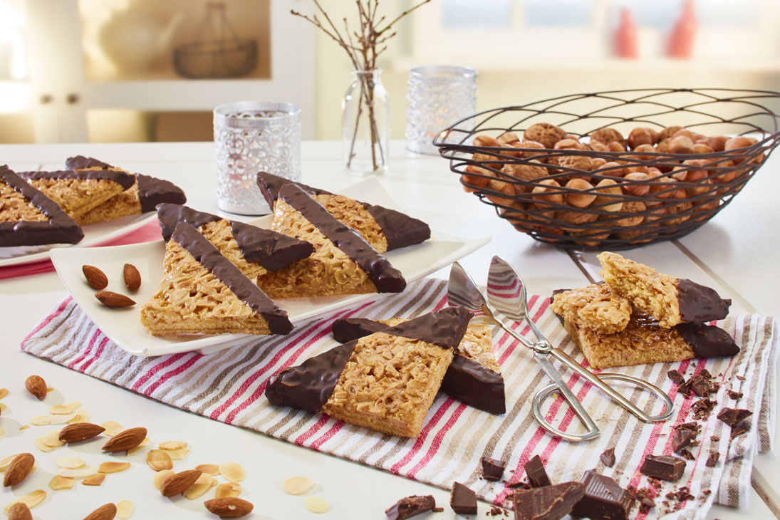 Rudi Schubert, Schubert-Fotografie, Studio für professionelle Werbefotografie, junges kreatives Team, Werbefotografie Münster, Werbefotografie Osnabrück, Werbefotografie,  Food-Fotografie, Stillleben, Uniferm, Backrezepte, Kuchen, Backwaren,  Torten, Brötchen, Brot